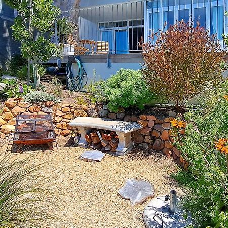 The Dragon Tree Guesthouse Kalk Bay Exteriör bild