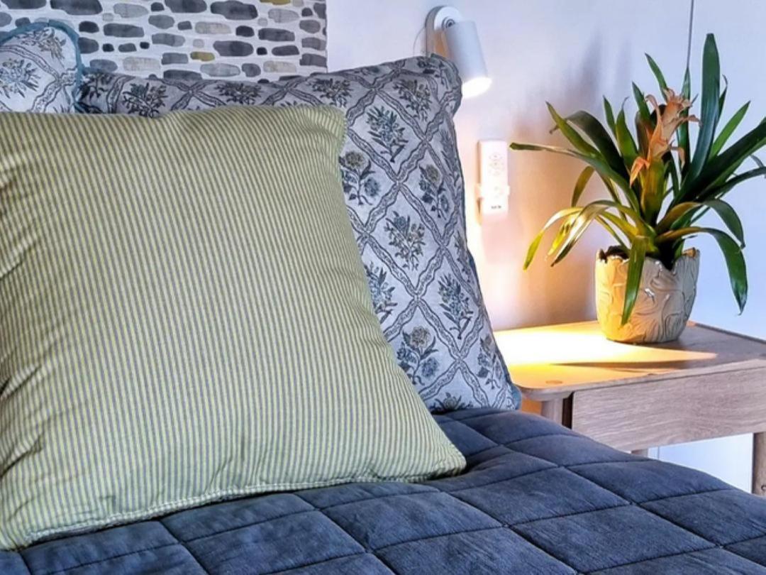 The Dragon Tree Guesthouse Kalk Bay Exteriör bild