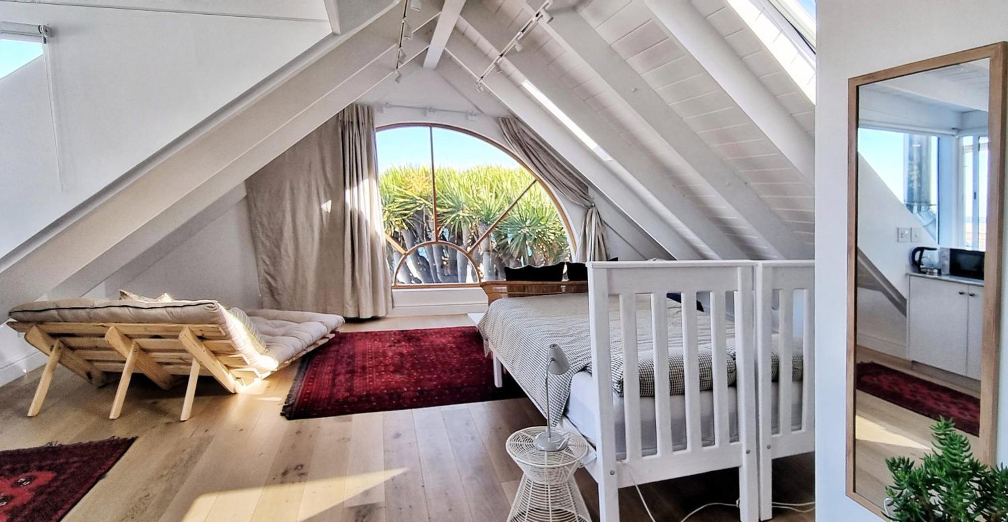 The Dragon Tree Guesthouse Kalk Bay Exteriör bild