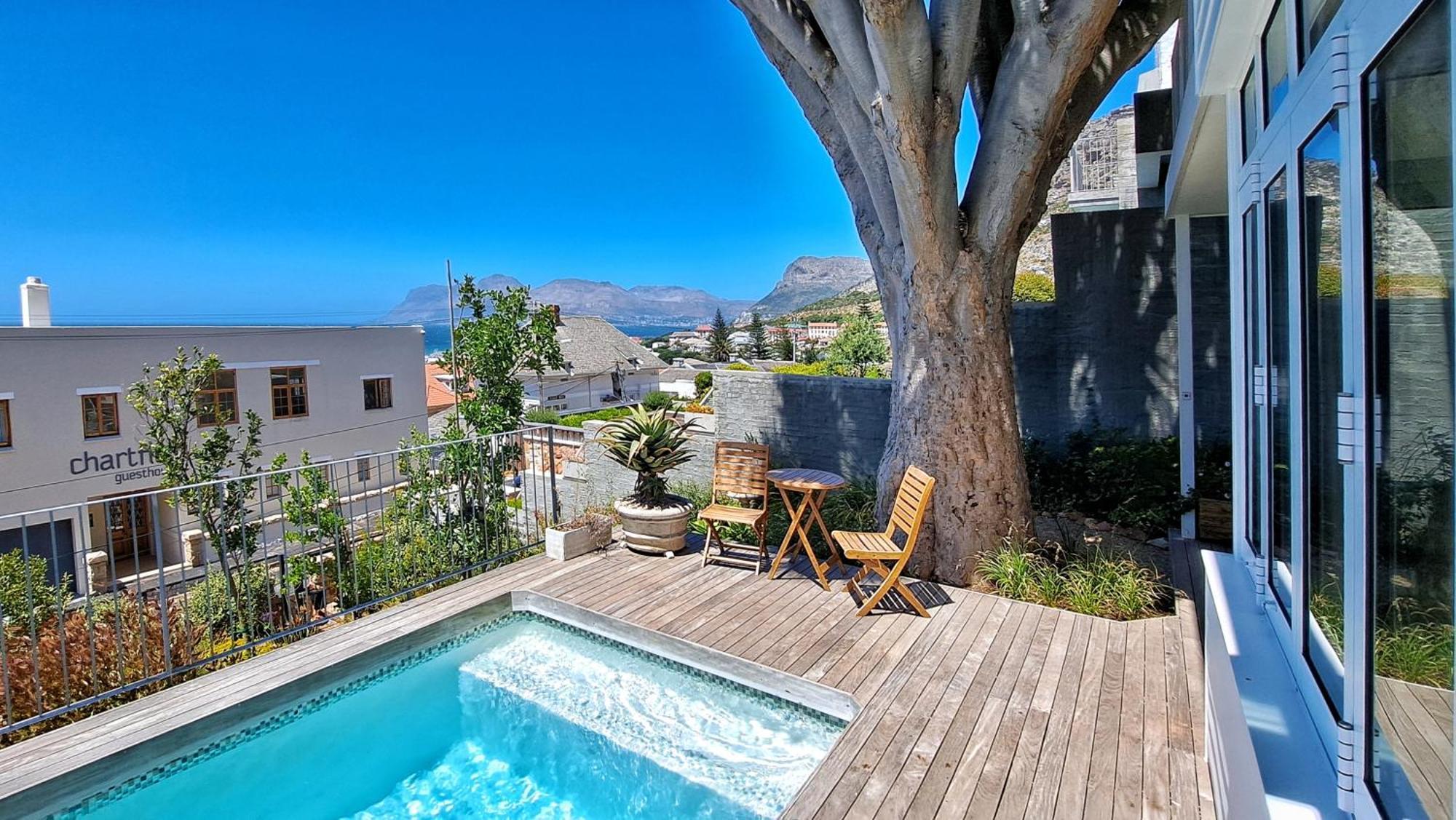 The Dragon Tree Guesthouse Kalk Bay Exteriör bild